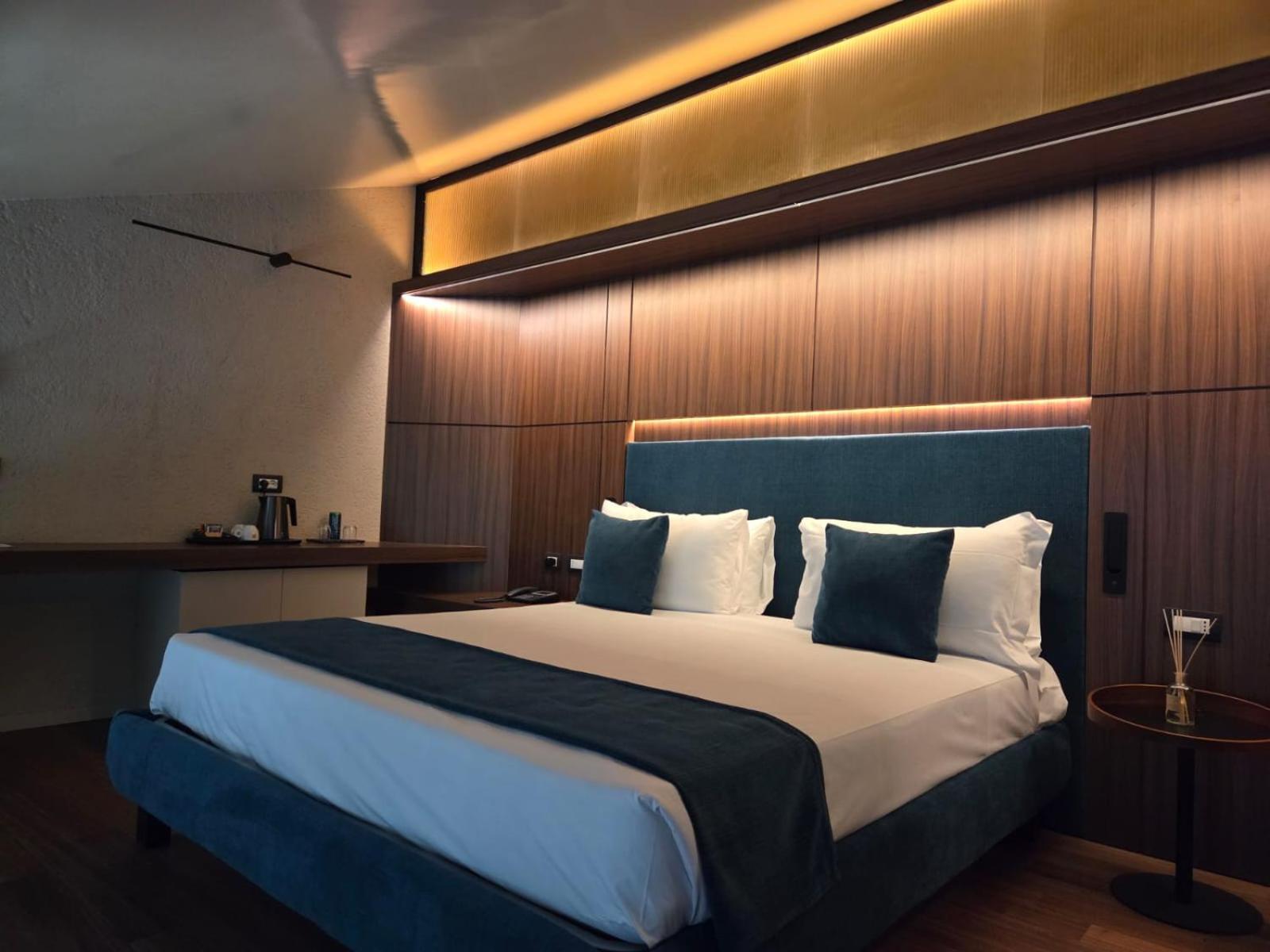 Fauno Urban Resort Рим Екстериор снимка